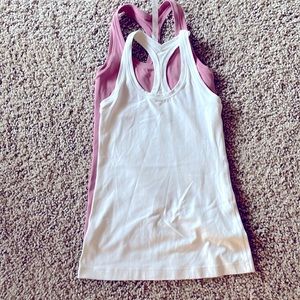 Lululemon Lot 2 buttery soft tanks